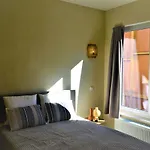 Downtown 2 Bdr Apartment ***** 3